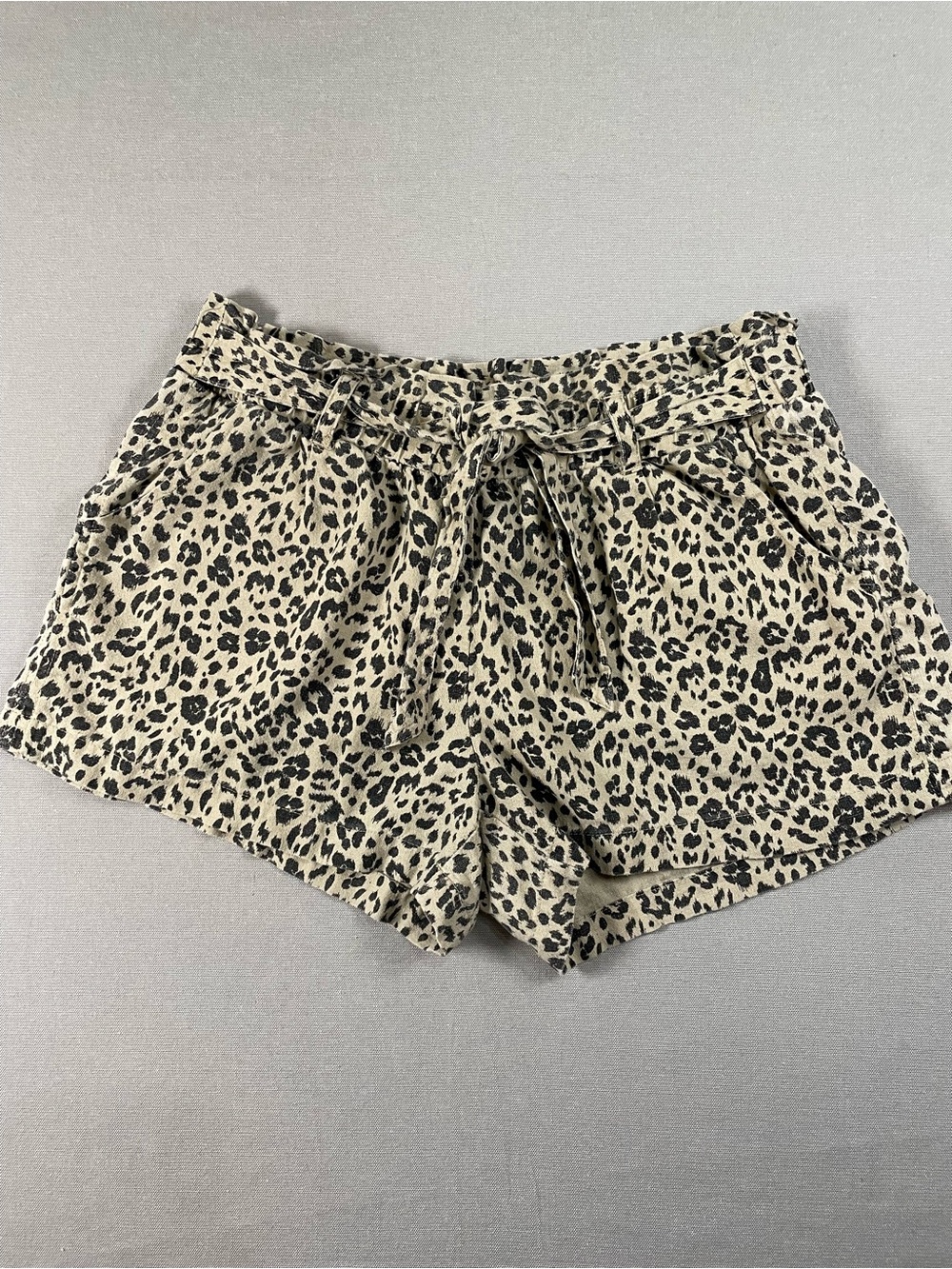 Jolt Junior’s Leopard Print Paperbag Waist Shorts - Beige/Black Linen Blend